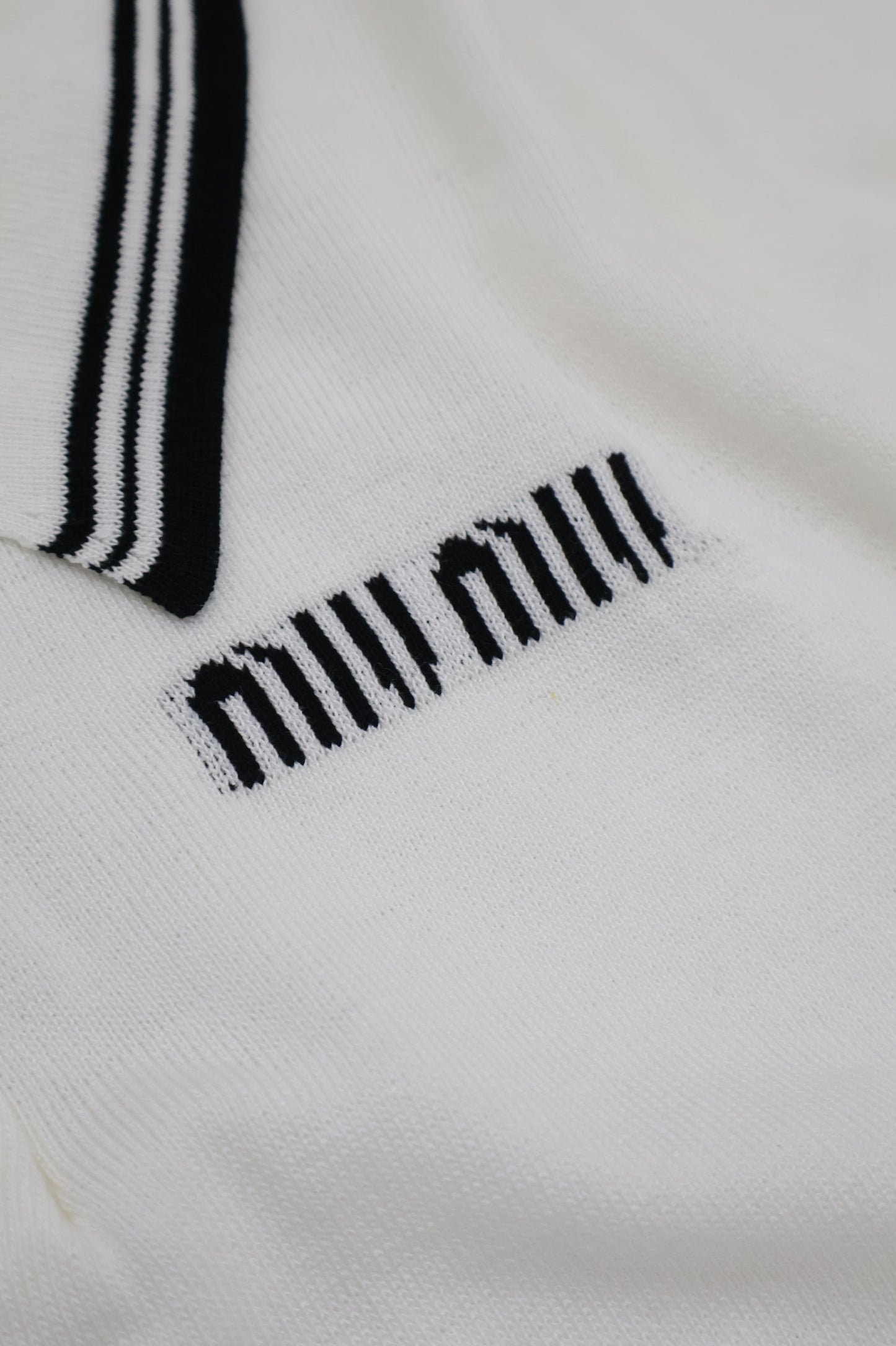 Miu Miu Knitted Top White x Black (Whatsapp for Price & Grade)