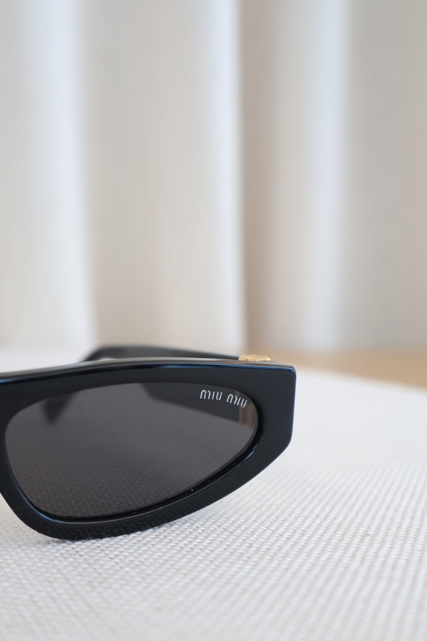 Miu Miu 07ZS Sunglasses (Whatsapp for Price & Grade)