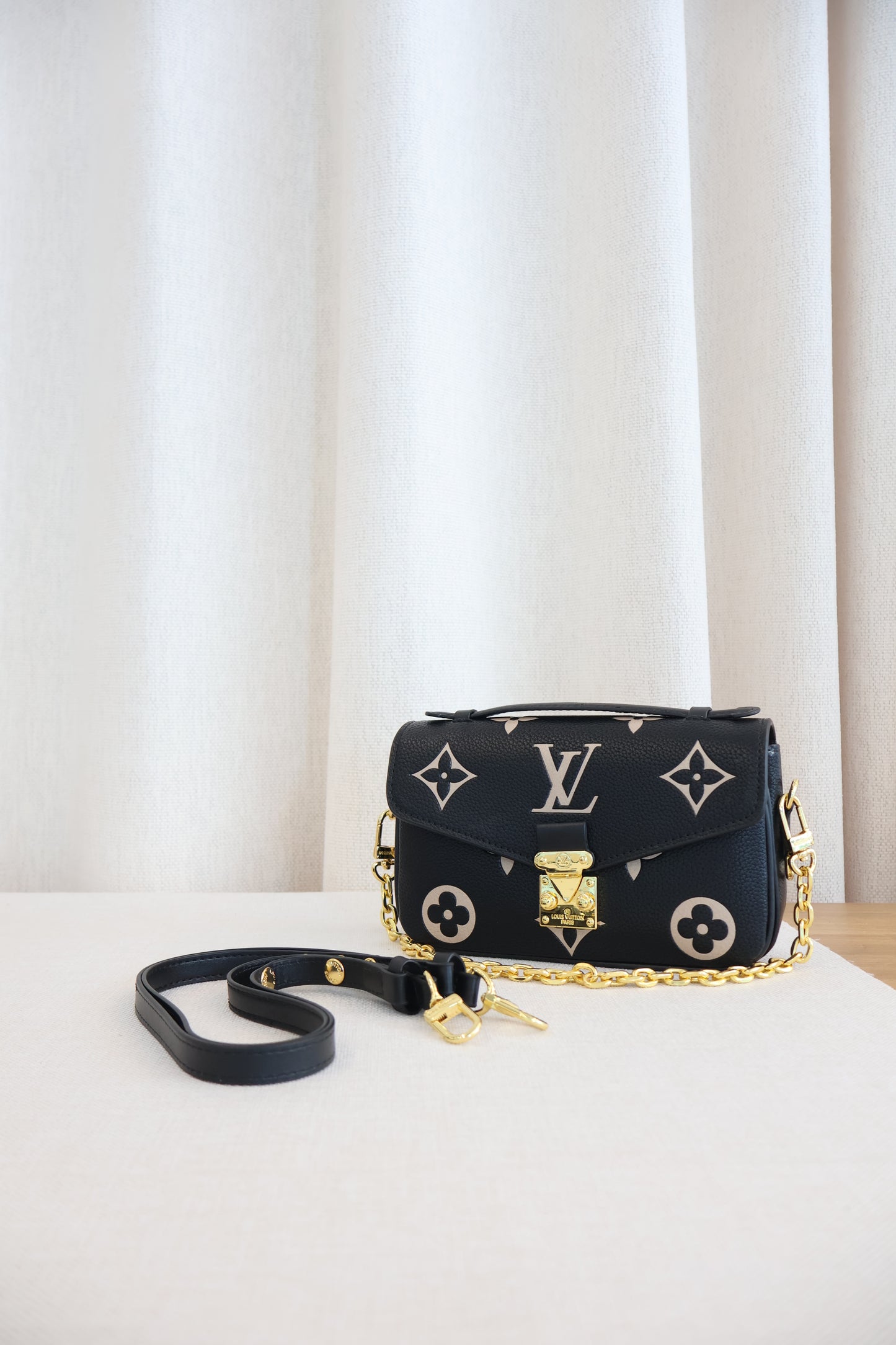 Louis Vuitton Metis East West Black Bicolour (Whatsapp for Price & Grade)